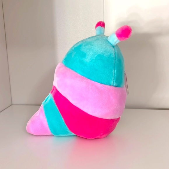 💜 NTW 5” Fluxie Squishmallow - Picture 3 of 5